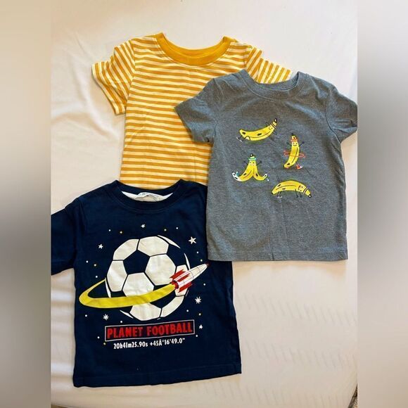 Baby boy shirt bundle (brands cat & jack, H&M) - Picture 1 of 3